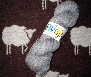 yarn lightgray